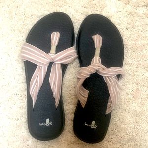 Summer sandals